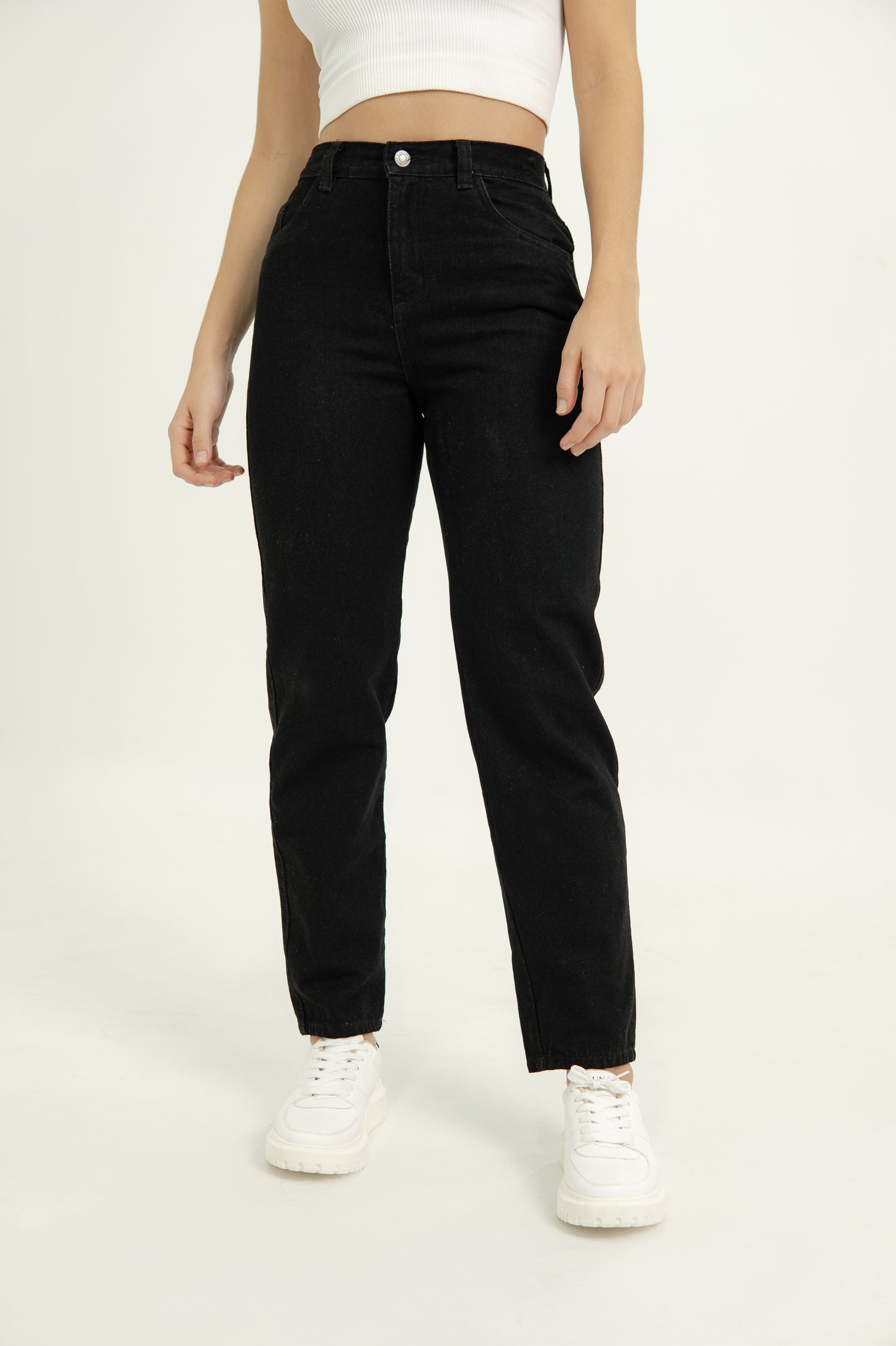 Ref 0051 Jean Mom Fit, negro